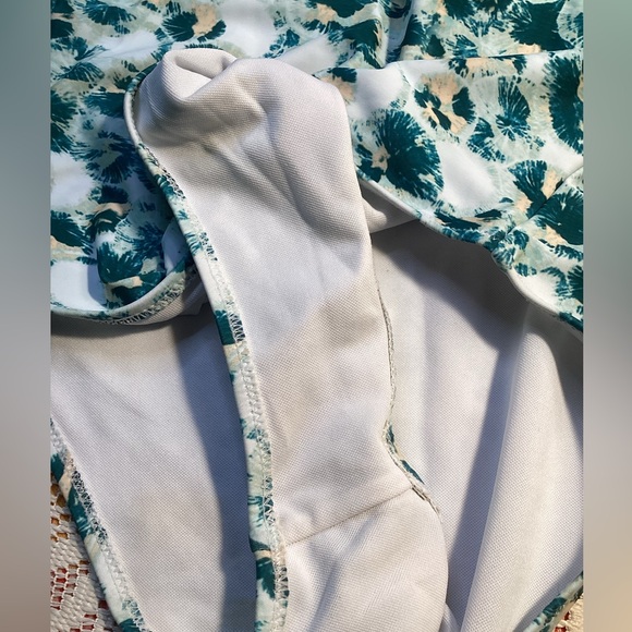 NEW SHEIN SWIMSUIT ONE PIECE - Picture 15 of 15